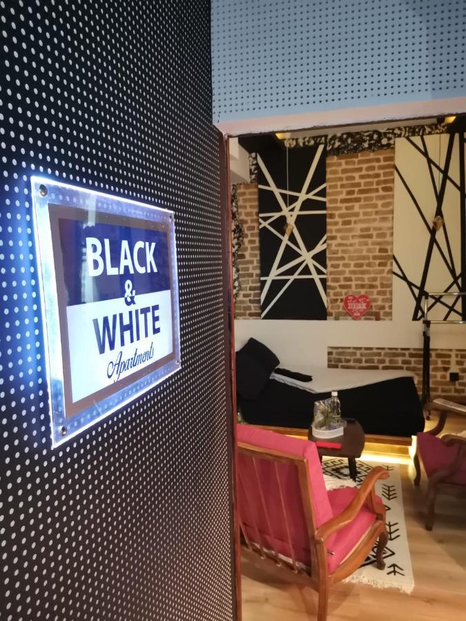 Studio Apartman Black & White Centar Sarajevo Free Parking Exterior photo