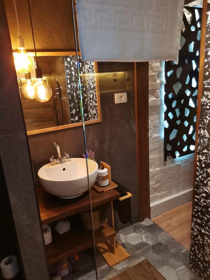 Studio Apartman Black & White Centar Sarajevo Free Parking Exterior photo