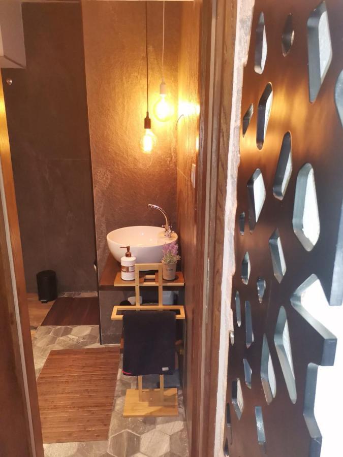 Studio Apartman Black & White Centar Sarajevo Free Parking Exterior photo